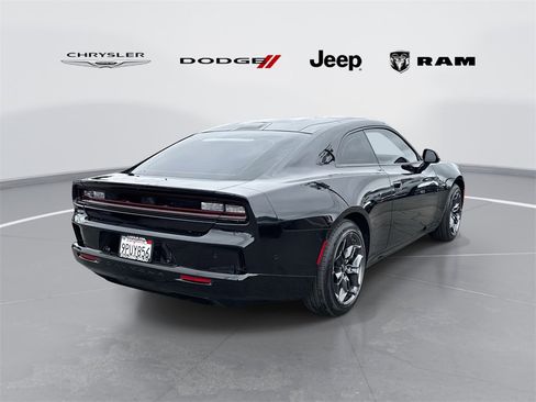 Used 2025 Dodge Charger R/T w/ Quick Order Package 25M R/T image 3