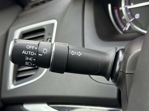 Used 2020 Acura TLX w/ Technology Package image 11