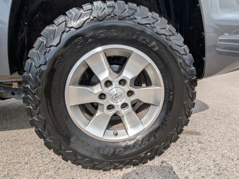 Used 2013 Toyota 4Runner SR5 w/ Premium Pkg w/3rd Row Seat image 24