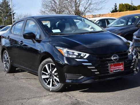 New 2025 Nissan Versa SV image 2