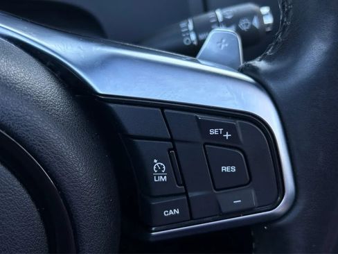 Used 2020 Jaguar F-TYPE Convertible RWD image 29