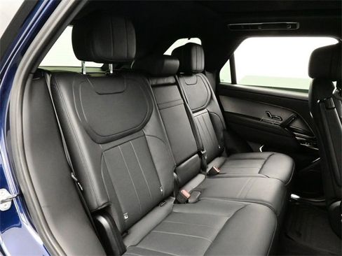 Used 2023 Land Rover Range Rover Sport SE Dynamic image 16