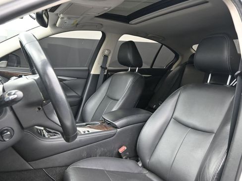 Used 2018 INFINITI Q50 Luxe w/ Sensory Package (Luxe) image 12