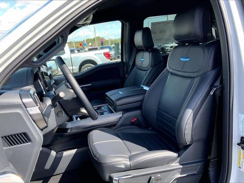 New 2026 Ford F150 Platinum image 9