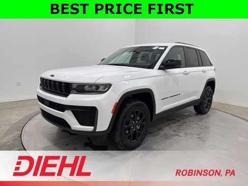 New 2026 Jeep Grand Cherokee Altitude image 3