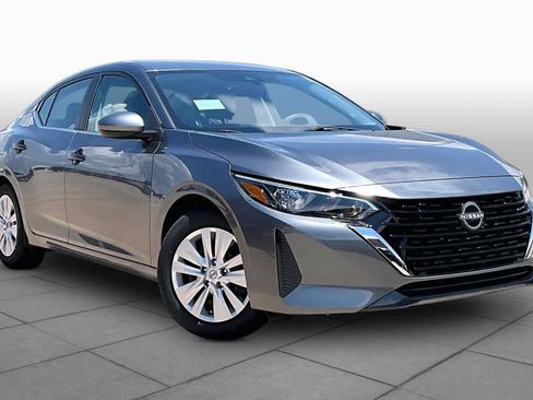 Certified 2025 Nissan Sentra S FWD image 3