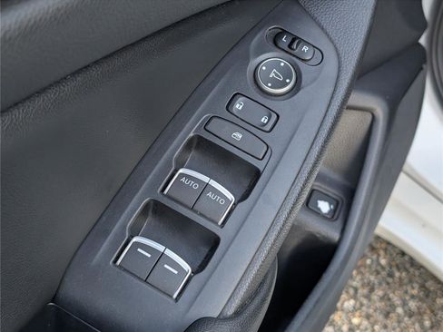 Used 2019 Honda Accord Sport image 14