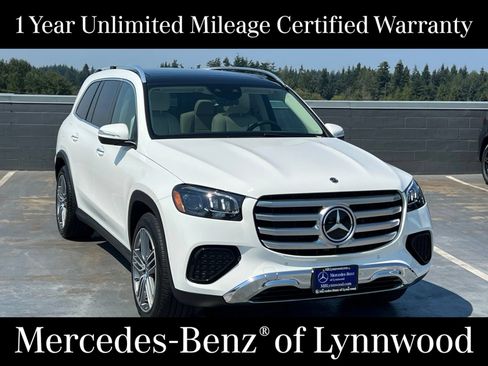 Used 2024 Mercedes-Benz GLS 450 4MATIC image 1