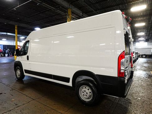 Used 2023 RAM ProMaster 2500 FWD image 4