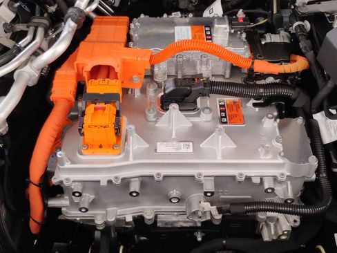 New 2025 Cadillac Lyriq Sport image 24