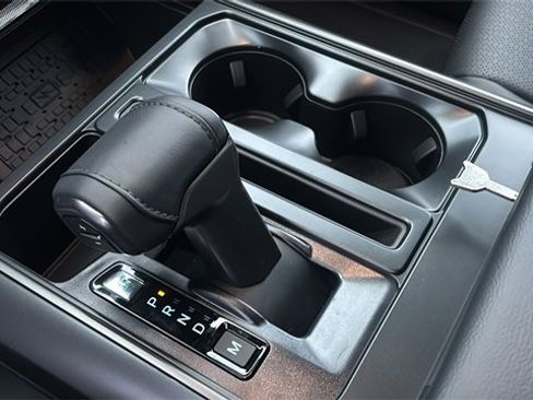 New 2026 Ford F150 Lariat w/ Equipment Group 502A High image 22