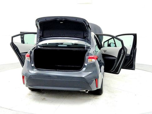 Certified 2025 Toyota Corolla LE image 11