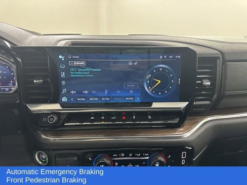 Used 2024 Chevrolet Silverado 1500 LT Trail Boss w/ Convenience Package II image 39