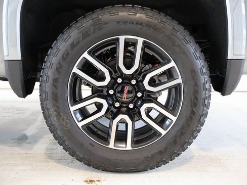 New 2026 GMC Sierra 1500 AT4 w/ AT4 Premium Package AWD/4WD image 51