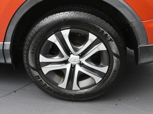 Used 2016 Toyota RAV4 LE AWD/4WD image 19