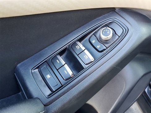 Used 2020 Subaru Ascent Premium w/ Convenience Package image 23