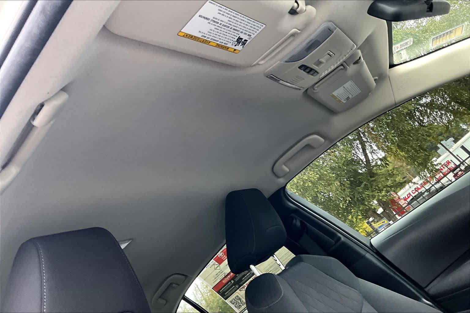 Certified 2021 Toyota Corolla LE FWD image 14