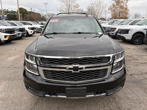 Used 2018 Chevrolet Tahoe LT w/ Luxury Package image 2