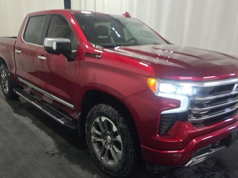 Used 2023 Chevrolet Silverado 1500 High Country w/ LPO, Dark Essentials Package AWD/4WD image 2
