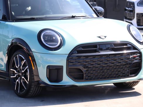 New 2026 MINI Cooper S image 2