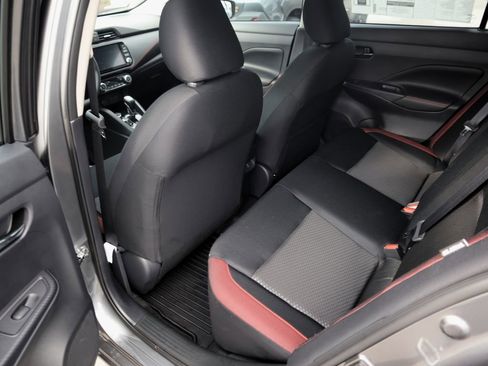 New 2025 Nissan Versa SR w/ Trunk Package image 10