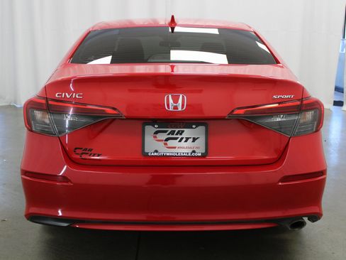 Used 2022 Honda Civic Sport image 7