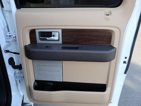 Used 2014 Ford F150 Lariat RWD image 22