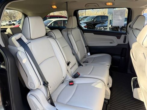 Certified 2026 Honda Odyssey Touring image 37