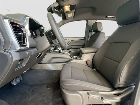 New 2026 GMC Canyon Elevation w/ Convenience Package image 15