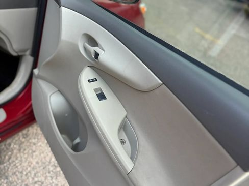 Used 2009 Toyota Corolla S FWD image 18