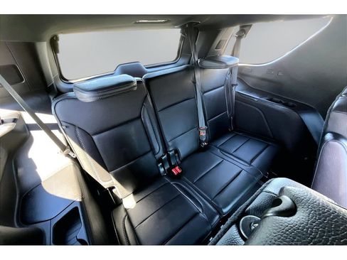 Used 2021 GMC Yukon Denali w/ Denali Ultimate Package AWD/4WD image 22