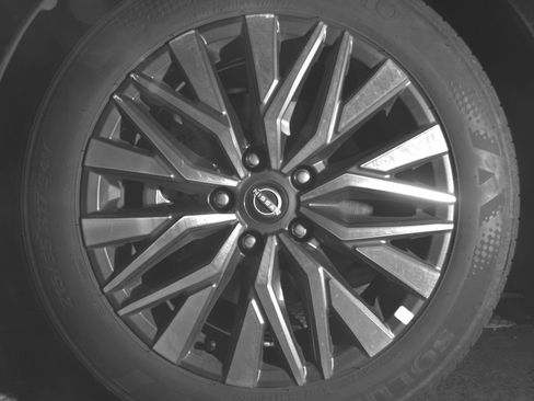 Used 2025 Nissan Altima 2.5 SV image 12