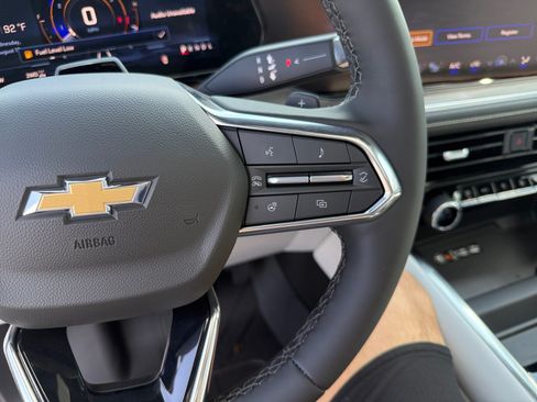 New 2026 Chevrolet Suburban Premier AWD/4WD image 25
