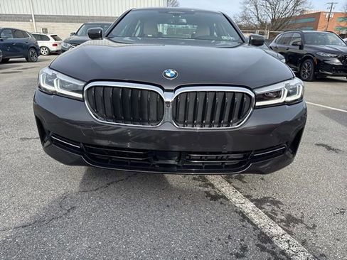 Used 2021 BMW 530i xDrive 530i xDrive w/ Premium Package image 2