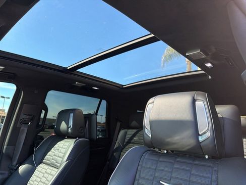 Certified 2023 Cadillac Escalade Sport Platinum w/ LPO, ONYX Package image 10