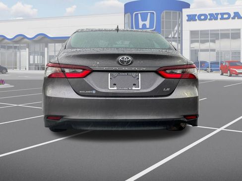Used 2024 Toyota Camry LE image 7