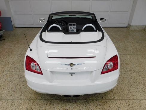 Used 2005 Chrysler Crossfire Limited RWD image 81
