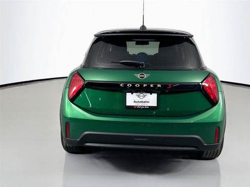Certified 2025 MINI Cooper S FWD image 5