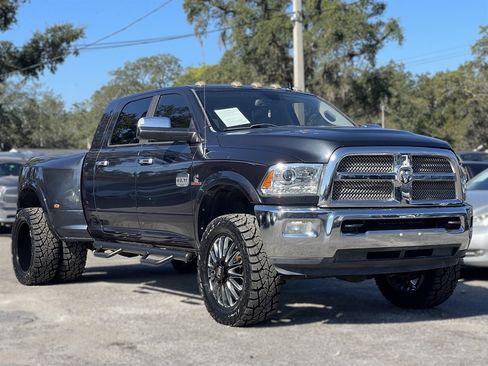 Used 2015 RAM 3500 Laramie Longhorn image 21