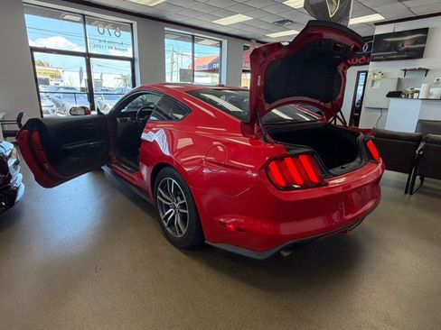Used 2015 Ford Mustang Premium RWD image 15