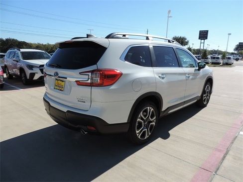 New 2025 Subaru Ascent Touring image 5