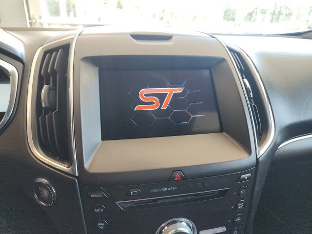 Used 2019 Ford Edge ST w/ Equipment Group 401A AWD/4WD image 21