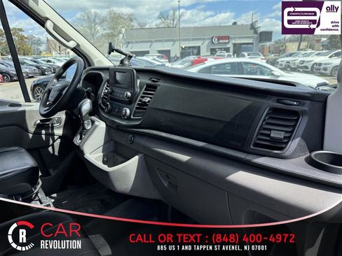 Used 2023 Ford Transit 250 148 High Roof AWD image 26
