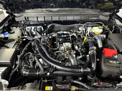 Used 2025 Ford Bronco Outer Banks AWD/4WD image 25