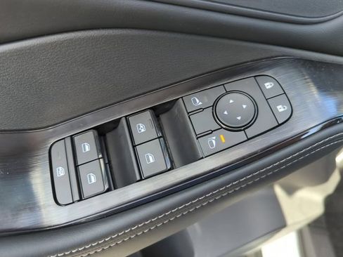 New 2026 Nissan Rogue SV FWD image 22