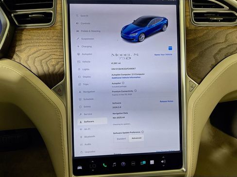 Used 2018 Tesla Model S 75D image 37