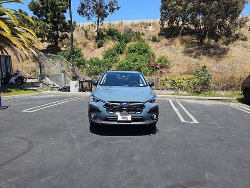 Certified 2025 Subaru Crosstrek 2.0i Premium AWD/4WD image 2