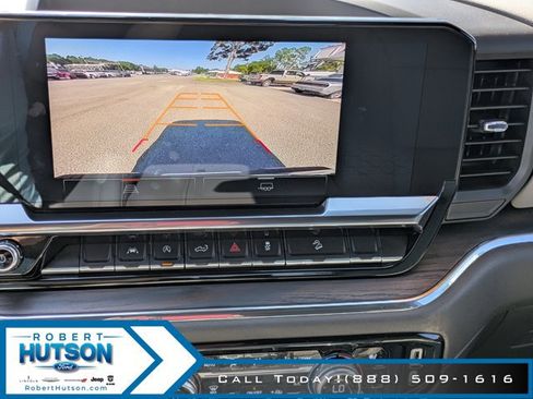 Used 2023 GMC Sierra 1500 SLT image 29