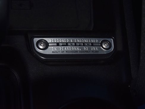 Used 2023 Ford Bronco Wildtrak image 34