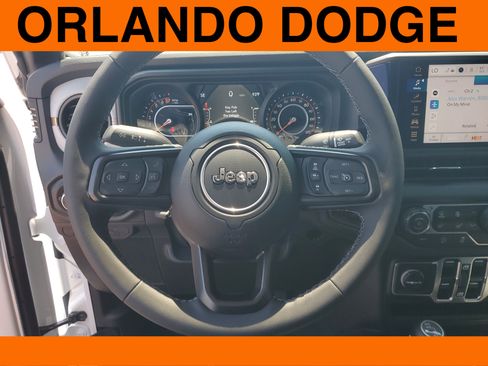 New 2025 Jeep Gladiator Sport image 14